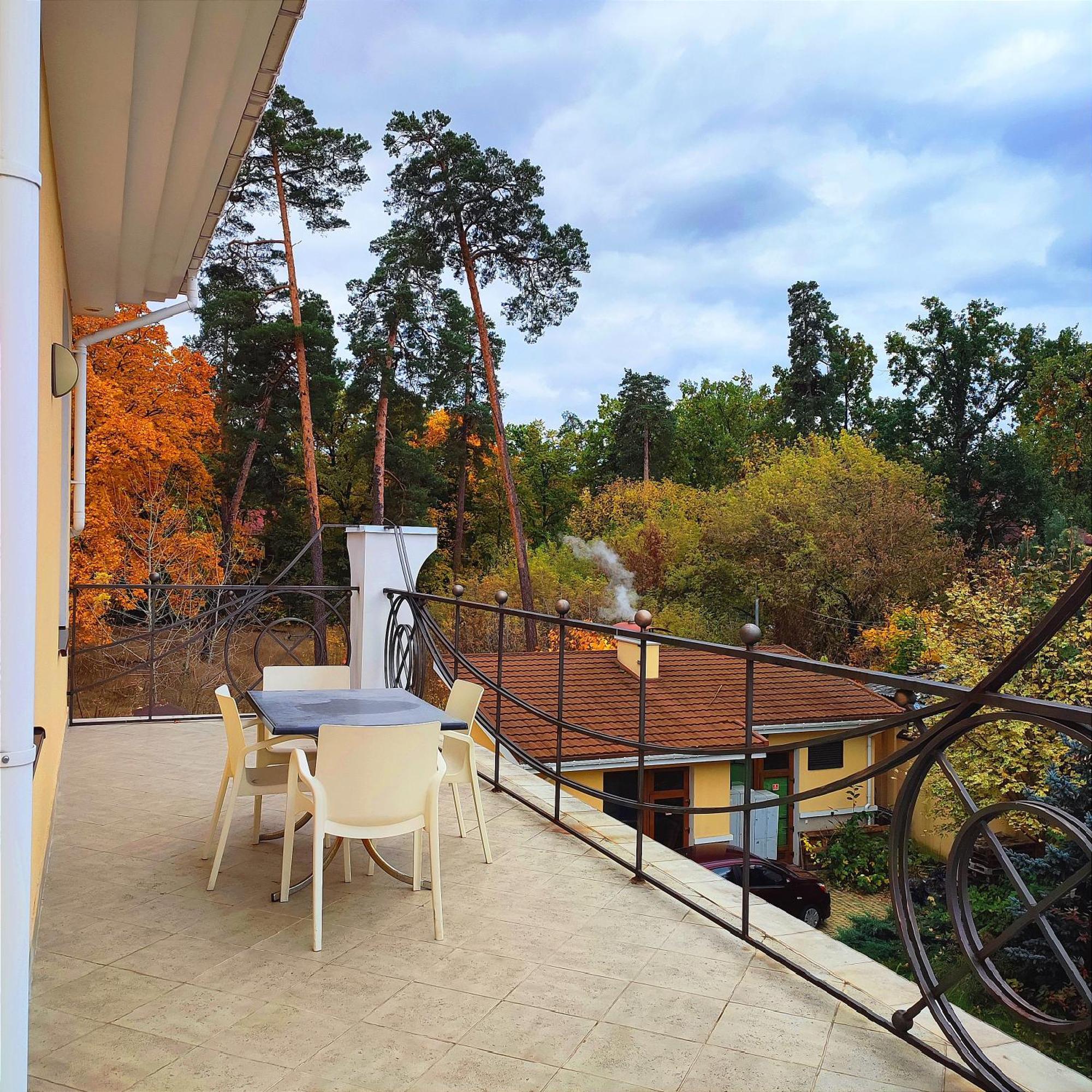 Henri Benoît maison d'hôtes гостьовий будинок Horenka Exterior foto